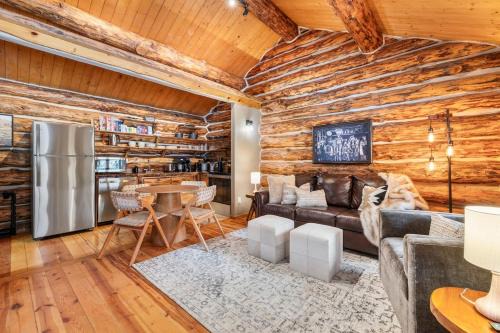 Pinecrest Cabin- Serene Black Hills Getaway