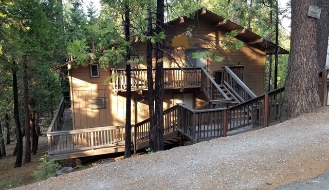 PinecrestAreaRentals #17 Fun cabin 3rd night free till 6/15. Just Book 2nights.