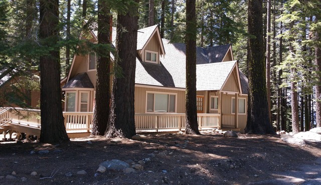 PinecrestAreaRentals #10 Lovely! 3rd night free till 6/15. Just Book 2nights.