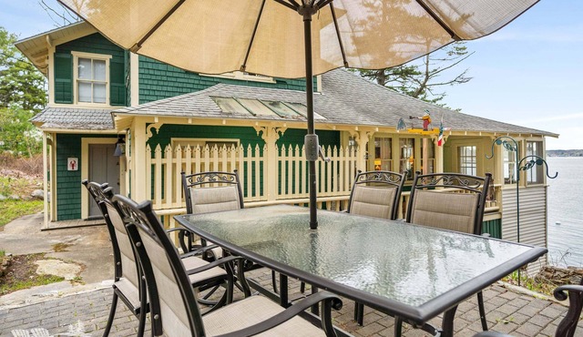 Pinecroft: Spacious Southport Getaway with Association Dock Access, Patio & Mooring Available