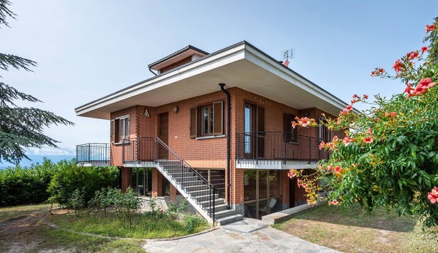 Pinetina by Interhome
