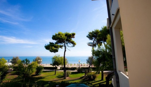 Pinetina Ingo - Three-room apartment on second floor, directly on the sea