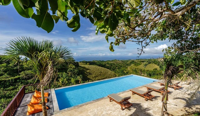 Pini Sentana Village — Double Bungalow Luxe
