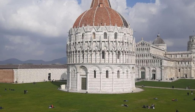 Pisa, mare, boschi e sole.