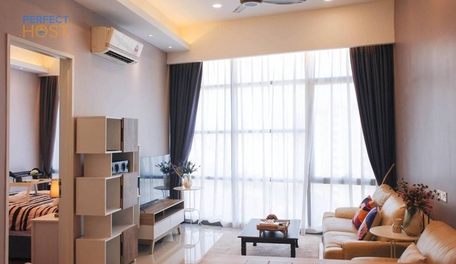 PJ #17 Luxury Design 2BR @ Paradigm mall