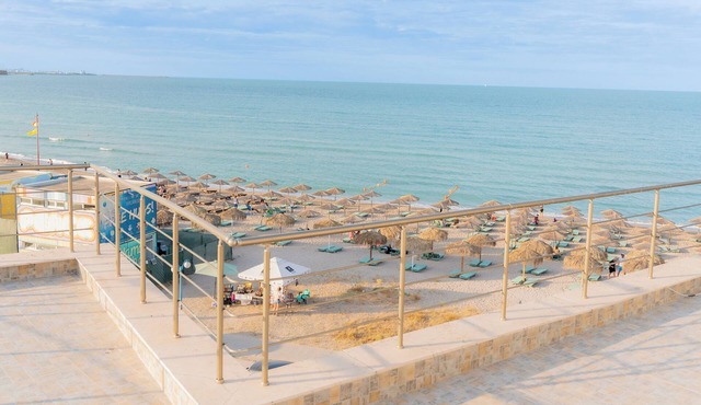Plaja 33