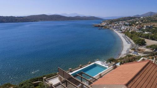 Plaka Beach Luxury Villa Crete Dreams