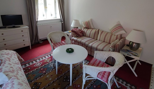Plane tree apartment at Gut Hohenstein
