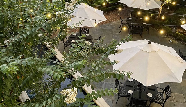 Planters Inn