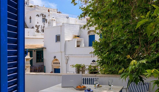 Platanos Cycladic house