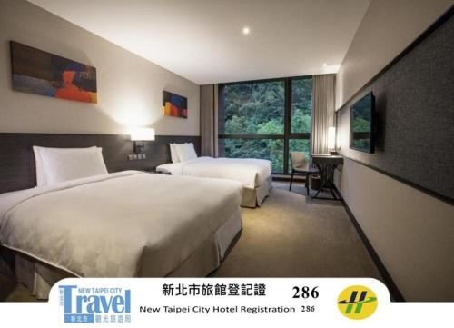 Platinum Hotel