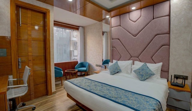 Platinum Service Apartment DLF Cyberhub