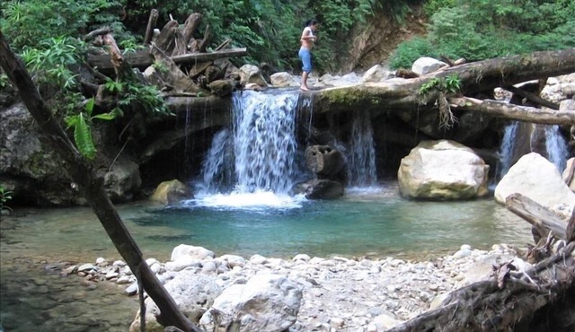 Play in Dramatic Waterfalls - Swim in Beauty - Sleeps 12