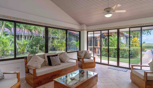Playa Bandera Beachfront Villa – Pool, Private, Sunsets, Sleeps 10