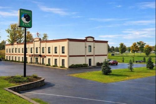 Pleasant Night Inn Carthage Near Fort Drum