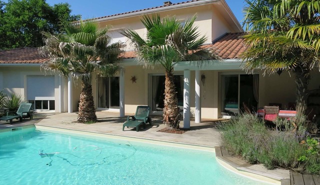 pleasant spacious villa for 8 people of 160m²
