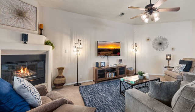 Pleasant View - An Irvie Home