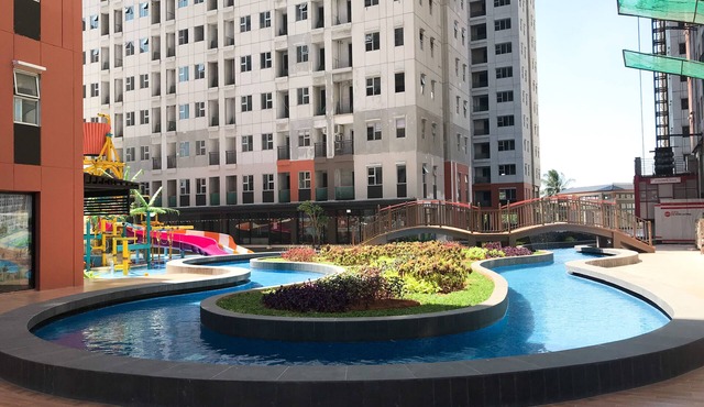 Pleasurable 2Br Transpark Juanda Apartment