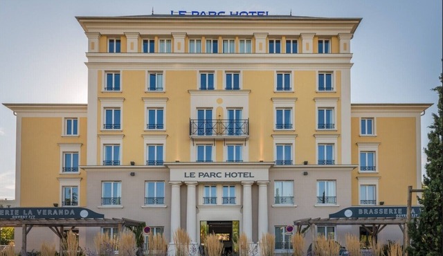Plessis Parc Hotel