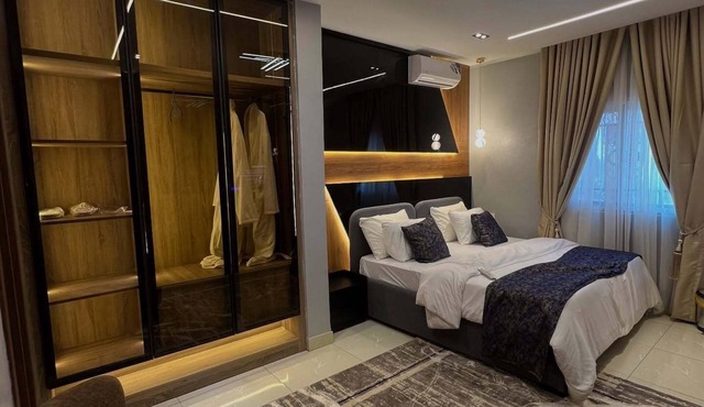 PLOT 2291 APARTMENT