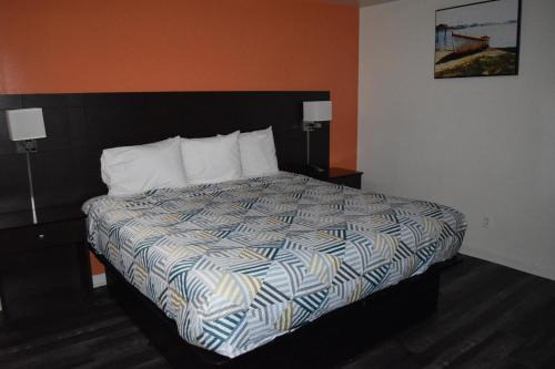 PLYMOUTH MOTOR LODGE
