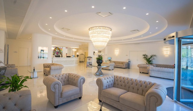 PM Hotel