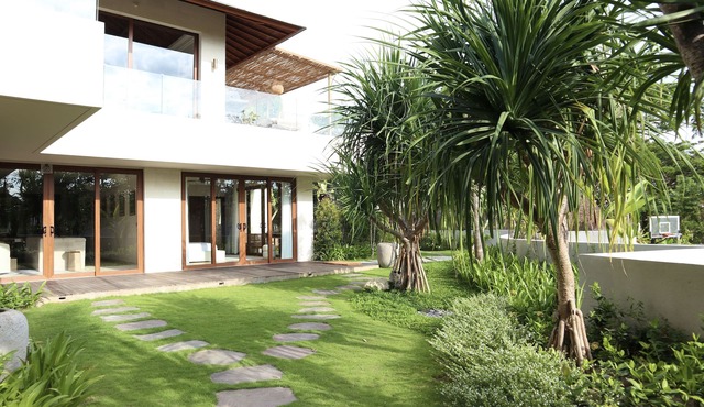 Poco Poco Villas by Aayan