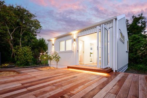 Pod on Ranfurly