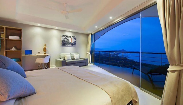 Poda @ Comoon Penthouse with stunning sea views