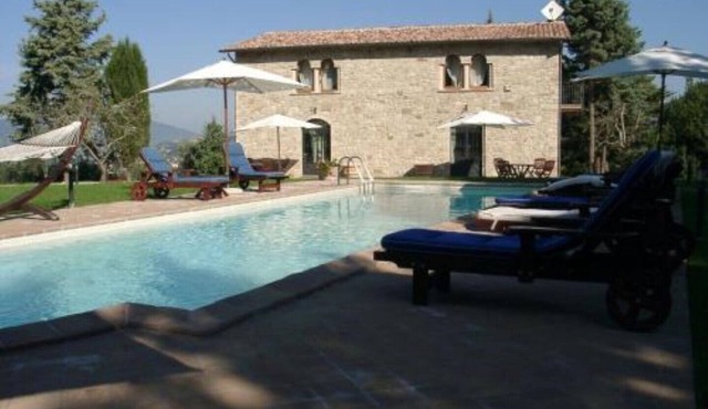 Podere Caldaruccio La Pineta - 26 people Cottage & Villa