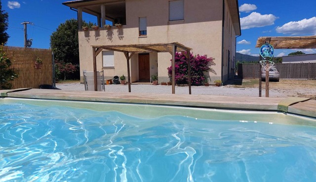 Podere "Il frassino" with swimming pool