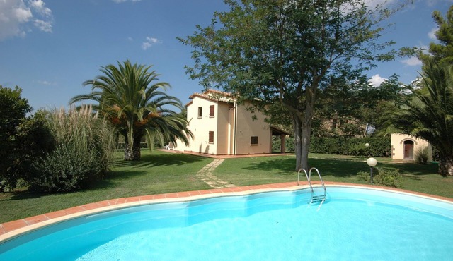 Poderino - House with swimming pool