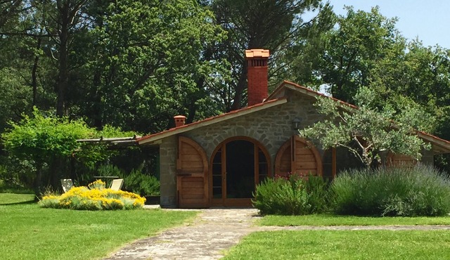 Poggio Corsucci - "The Hut" - Stone house in the heart of Tuscany with pool