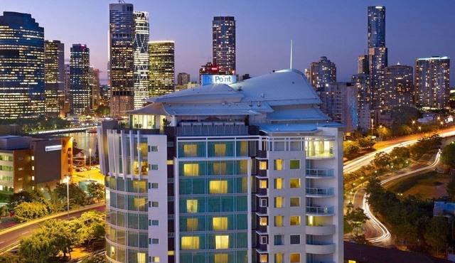Point Hotel