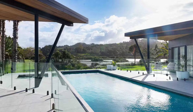 Point Wells luxury tropical resort getaway. Extended family size with pool & spa