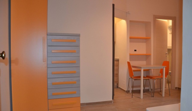 Pomegranate | Short-term rental apartment for temporary use