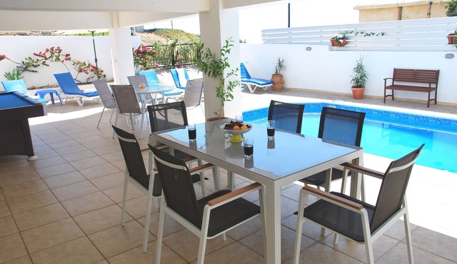 Pomos villa - Only 50m to the sea, Picturesque - Tranquil Area, Paphos
