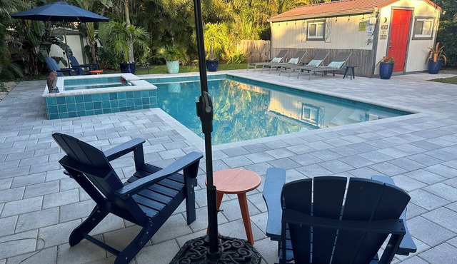 Pompano Beach House 5 min. from the Ocean. Heated salt water pool