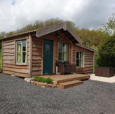 Pondside Cabin