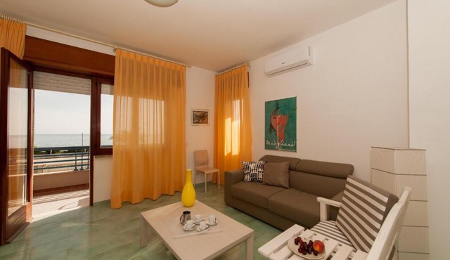 Ponza Apartment