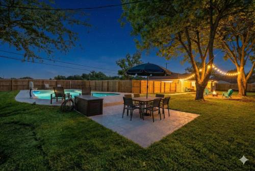Pool 5 Star Large Deer Park home Super Host