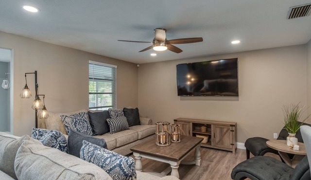 ⭐️POOL|GAMEROOM*Lanai Hangout*Open Concept Design🌊