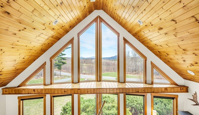 POOL+HotTub+Sauna/Privacy+9miles to Sunday River