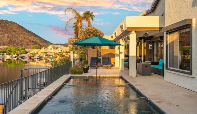 Pool| Lake Views |Private Dock |Paddleboat |Oasis