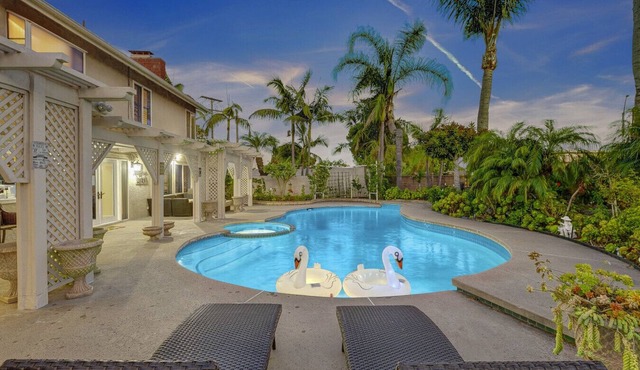 Pool, Spacious, 15min HB Pier, FV20