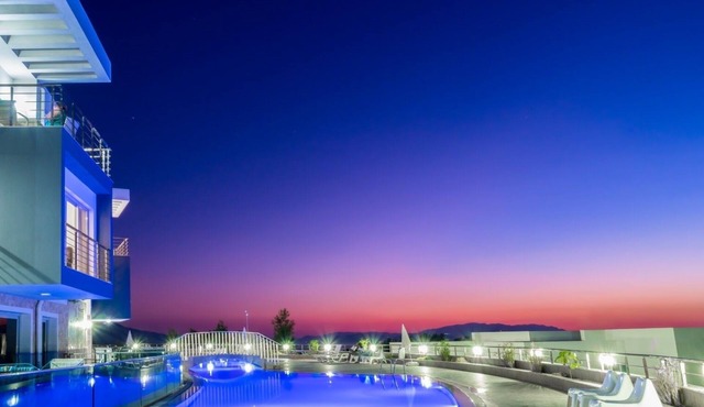 Poolside Apartment with Private Terrace – Stay at Lavender Residence