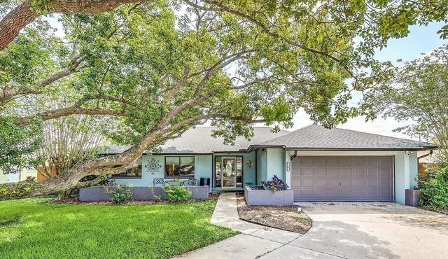 Poolside Paradise in Winter Park