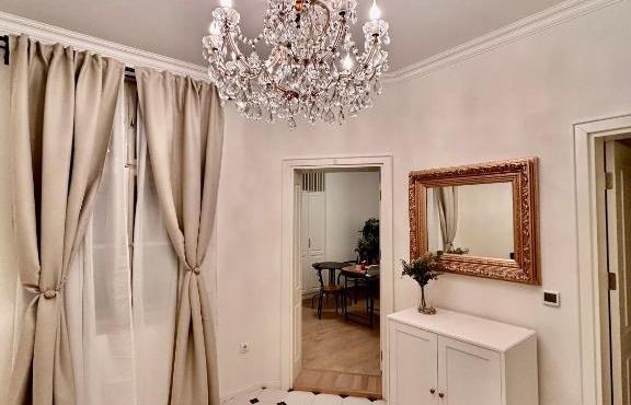 Pop luxury apartments