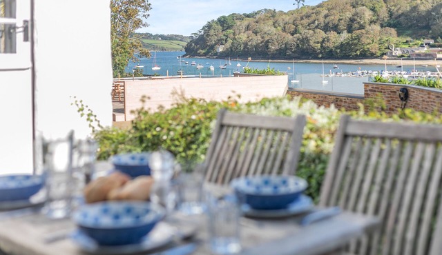 Popigale Cottage - Two Bedroom House, Sleeps 4