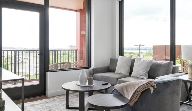 PoplarHouse 2BD 11 - Two Bedroom Apartment, Sleeps 4